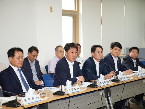 25.06.16. 교육위원회 현지의정활동(전북자치도교육청 학생수련원) 6