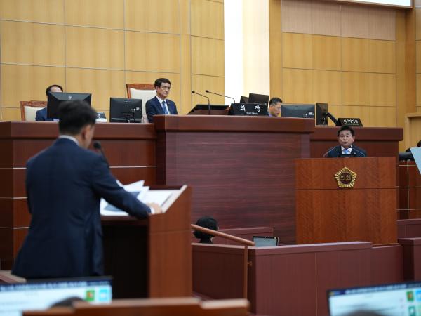 25.06.12. 제419회 제1차 정례회 3차 본회의(도정질문) 3