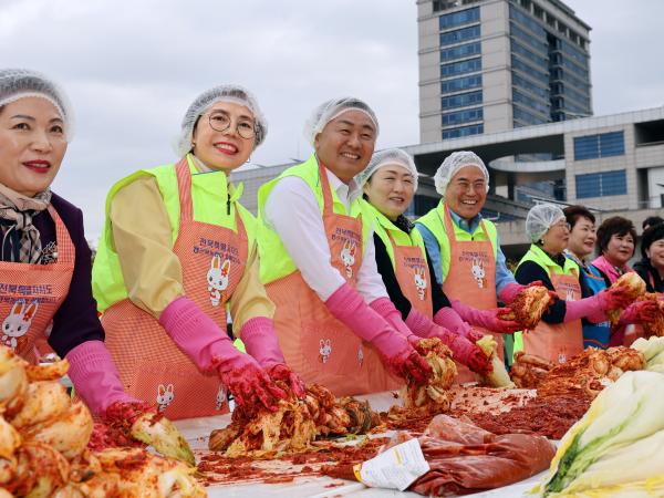 23.11.09. 2023 사랑의 김장나눔 축제 첨부이미지 : 2IMG_8933.jpg